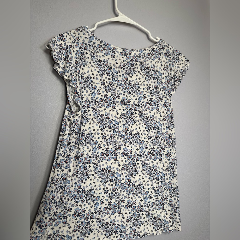 Floral shirt, washed out vintage looking.